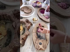 الإبداع يتدفق مع الراتنج العميق