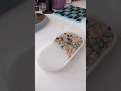 أضيء إبداعاتك بحامض إيبوكسي واضح