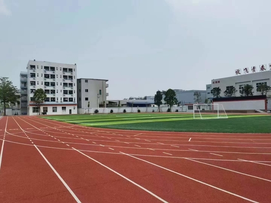 EPDM طبقة أرضية رياضية / طلاء مقاوم للنزول السيليكون الاصطناعي PU IAAF